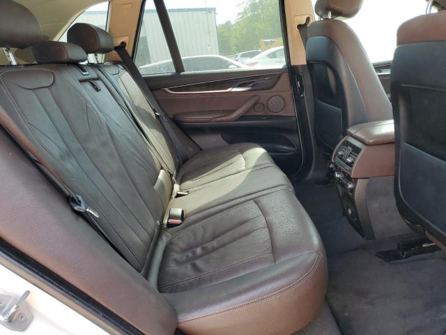 5UXKR0C56G0P22460 - 2016 BMW X5 XDRIVE35I WHITE photo 11