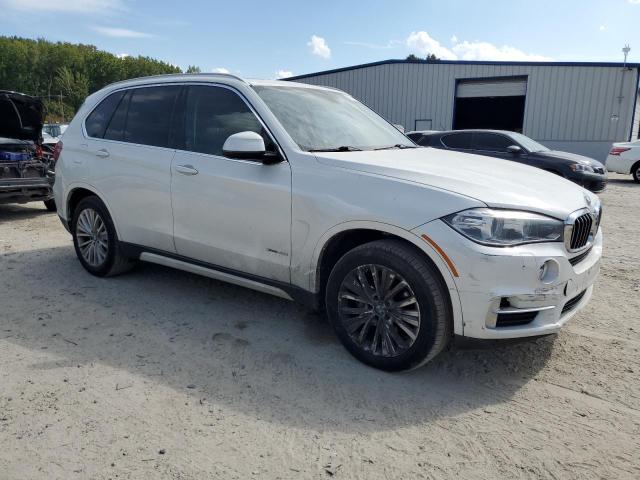 5UXKR0C56G0P22460 - 2016 BMW X5 XDRIVE35I WHITE photo 4