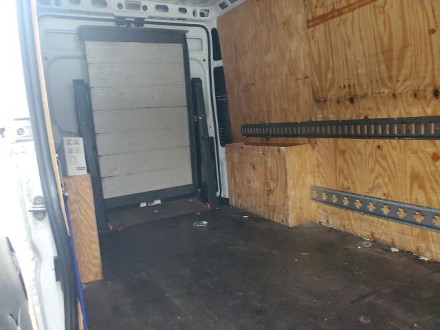 3C6TRVDG1JE111289 - 2018 RAM PROMASTER 2500 HIGH Blanc photo 10