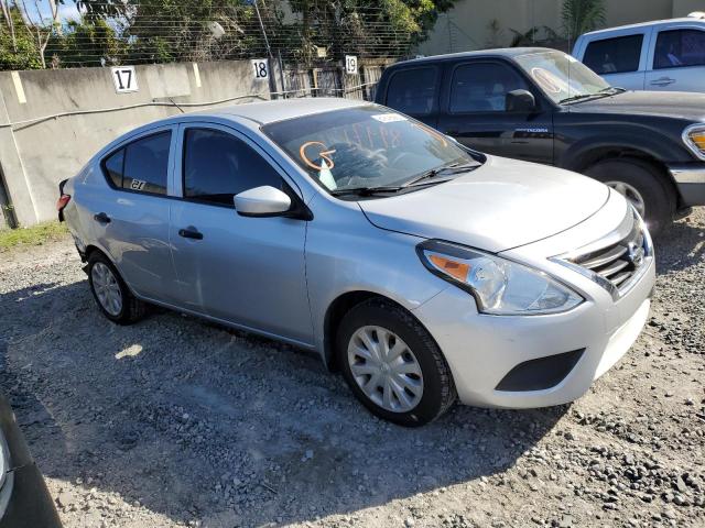 3N1CN7AP4HL858608 - 2017 NISSAN VERSA S SILVER photo 4