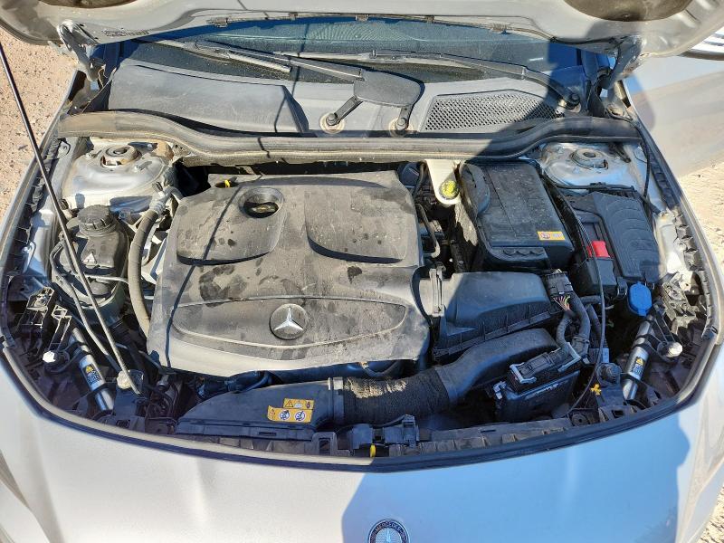 WDDSJ4EBXEN044918 - 2014 MERCEDES-BENZ CLA 250 银色 照片 11