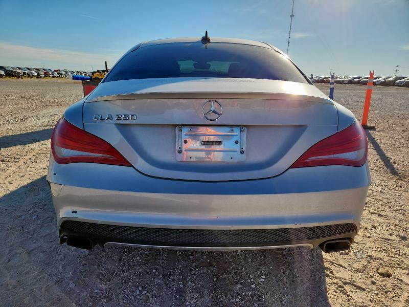WDDSJ4EBXEN044918 - 2014 MERCEDES-BENZ CLA 250 银色 照片 6