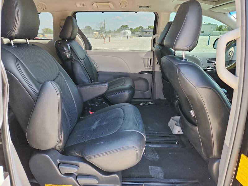 5TDXK3DCXCS183732 - 2012 TOYOTA SIENNA SPORT BLACK photo 11