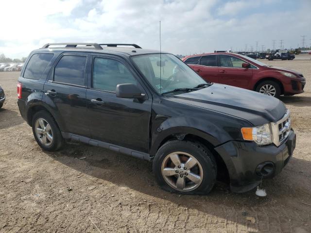 1FMCU0D70BKC61057 - 2011 FORD ESCAPE XLT BLACK photo 4