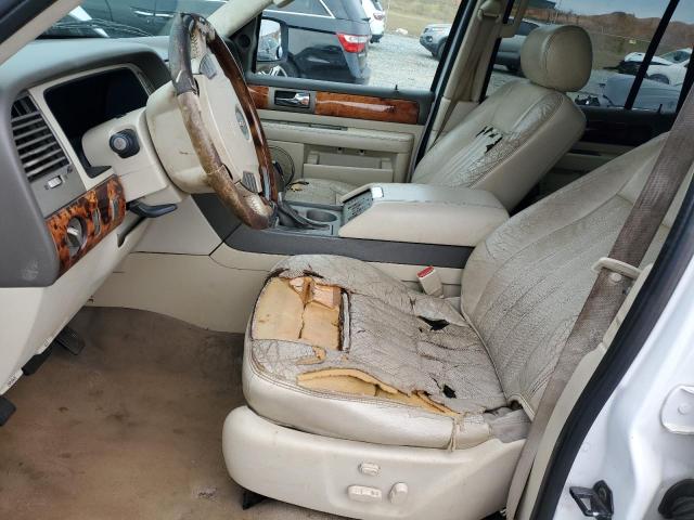 5LMFU27R34LJ06888 - 2004 LINCOLN NAVIGATOR თეთრი ფოტო 7