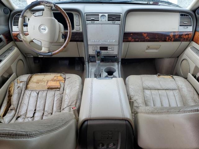 5LMFU27R34LJ06888 - 2004 LINCOLN NAVIGATOR თეთრი ფოტო 8