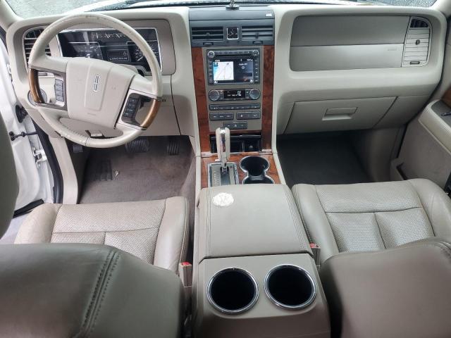 5LMJJ2J56DEL07150 - 2013 LINCOLN NAVIGATOR 白色 照片 8