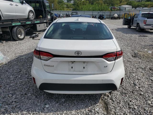 5YFEPMAE0MP205087 - 2021 TOYOTA COROLLA LE Blanc photo 6