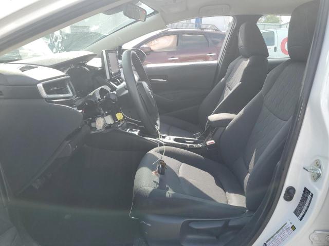 5YFEPMAE0MP205087 - 2021 TOYOTA COROLLA LE Blanc photo 7