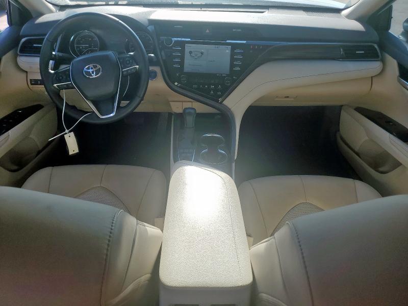 4T1F31AK5LU523112 - 2020 TOYOTA CAMRY XLE თეთრი ფოტო 8