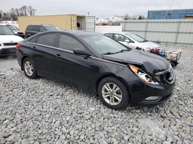 5NPEB4AC0DH775049 - 2013 HYUNDAI SONATA GLS BLACK photo 4