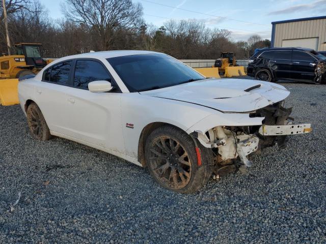 2C3CDXCT6JH133640 - 2018 DODGE CHARGER R/T WHITE photo 4