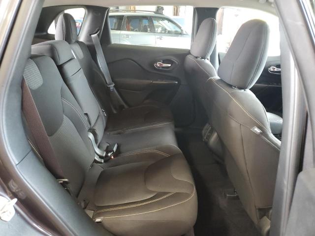 1C4PJMCB2GW368364 - 2016 JEEP CHEROKEE LATITUDE 石墨色 照片 11