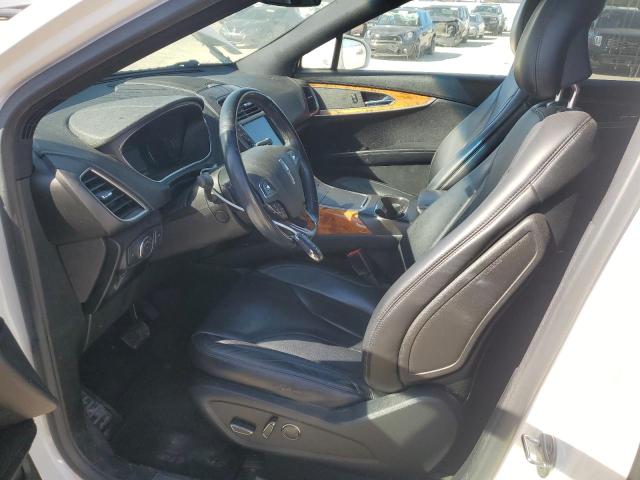 2LMTJ8LP6GBL54664 - 2016 LINCOLN MKX RESERVE WHITE photo 7