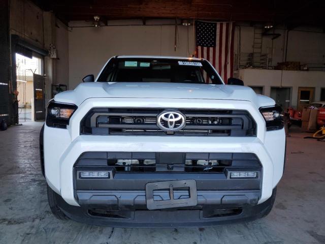 JTEVA5BR5S5009659 - 2025 TOYOTA 4RUNNER SR5 WHITE photo 5