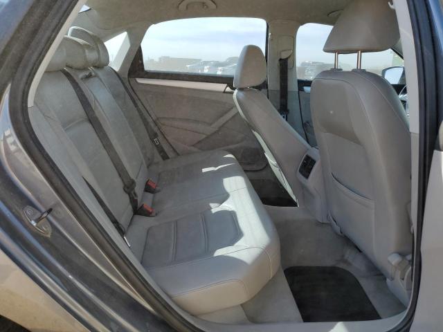 1VWBH7A32DC047471 - 2013 VOLKSWAGEN PASSAT SE Сірий фото 10