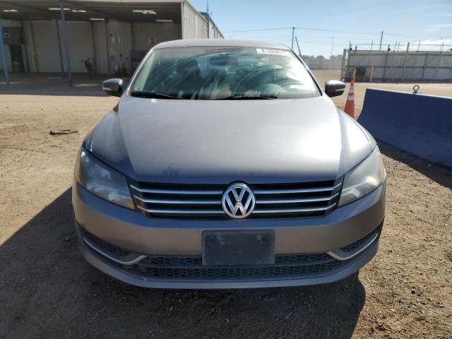 1VWBH7A32DC047471 - 2013 VOLKSWAGEN PASSAT SE Сірий фото 5