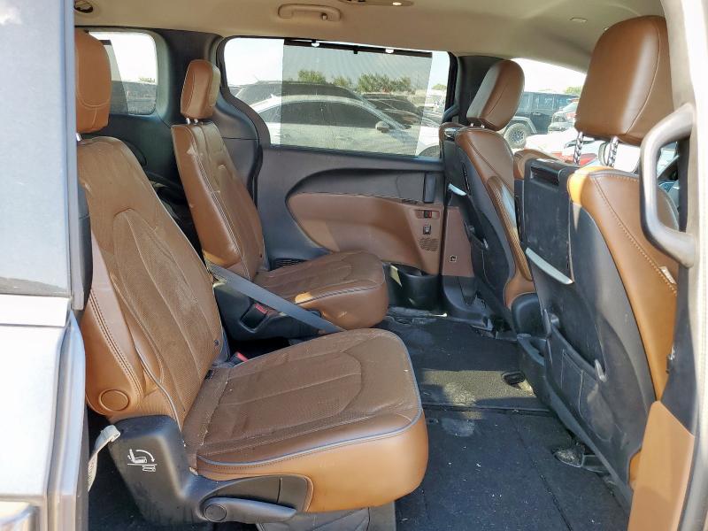 2C4RC1GGXJR364828 - 2018 CHRYSLER PACIFICA LIMITED GRAY photo 11