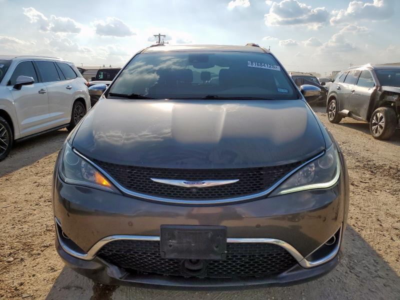 2C4RC1GGXJR364828 - 2018 CHRYSLER PACIFICA LIMITED GRAY photo 5