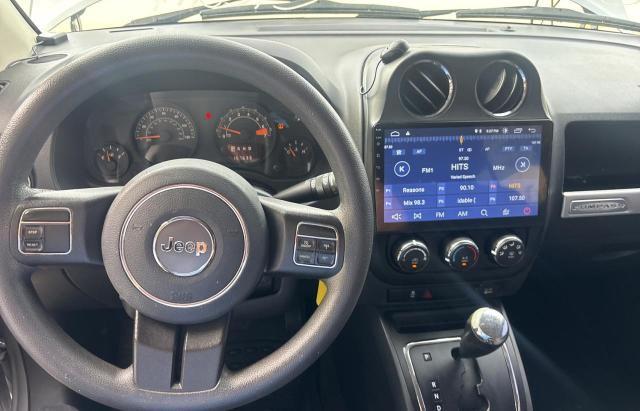 1C4NJCBA1HD123515 - 2017 JEEP COMPASS SPORT Silber Foto 9