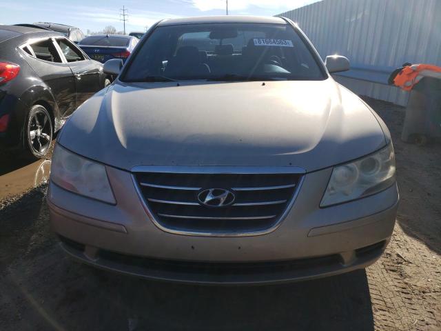 5NPET4AC7AH613489 - 2010 HYUNDAI SONATA GLS TAN photo 5