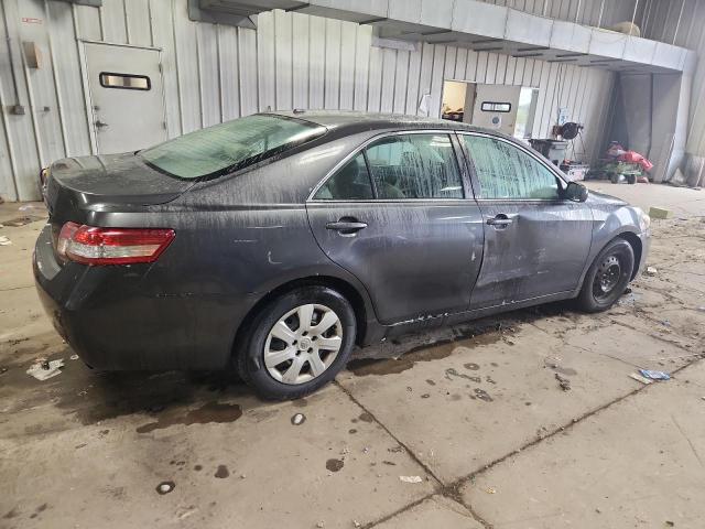 4T4BF3EK0AR028332 - 2010 TOYOTA CAMRY BASE GRAY photo 3