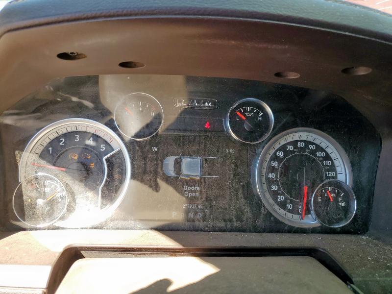 3C6UR5NL5HG771382 - 2017 RAM 2500 LARAMIE 红色 照片 9