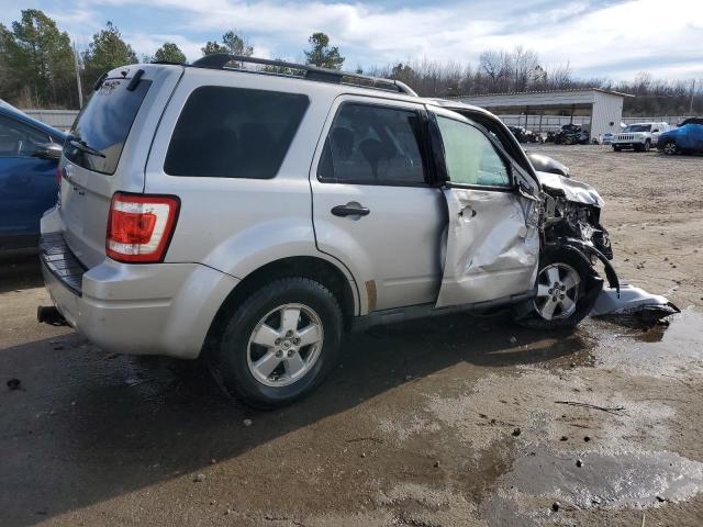 1FMCU03G59KB88313 - 2009 FORD ESCAPE XLT SILVER photo 3