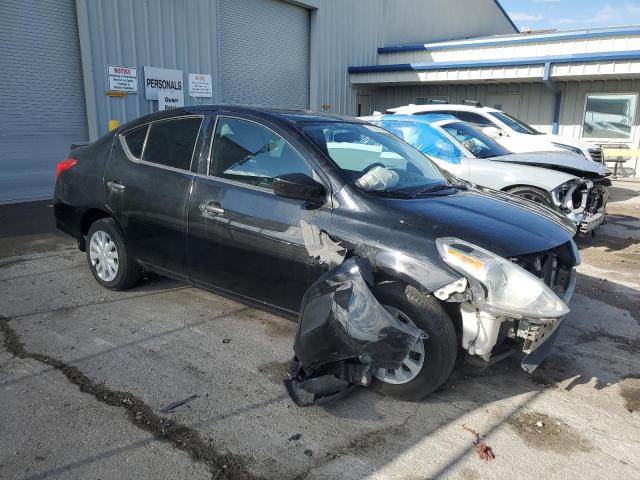 3N1CN7AP5JL804482 - 2018 NISSAN VERSA S Noir photo 4