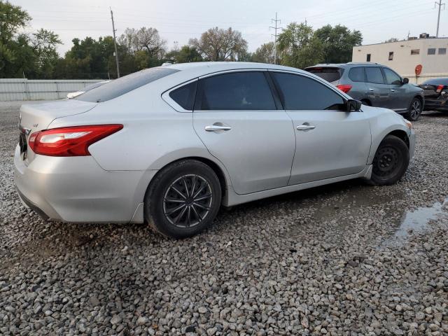 1N4AL3AP3GN318321 - 2016 NISSAN ALTIMA 2.5 SILVER photo 3