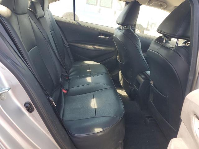 JTDEPRAE8LJ000374 - 2020 TOYOTA COROLLA LE SILVER photo 10