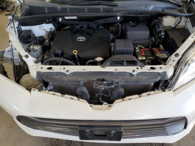 5TDDZ3DC2KS210712 - 2019 TOYOTA SIENNA XLE 白色 照片 12