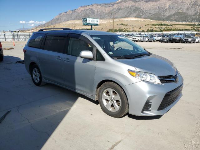 5TDKZ3DC3KS011952 - 2019 TOYOTA SIENNA LE ვერცხლისფერი ფოტო 4