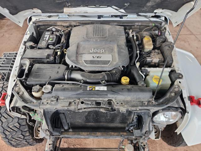 1C4BJWEG7GL104623 - 2016 JEEP WRANGLER U SAHARA 白色 照片 11