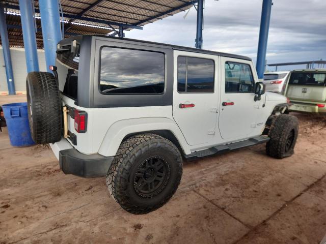 1C4BJWEG7GL104623 - 2016 JEEP WRANGLER U SAHARA 白色 照片 3