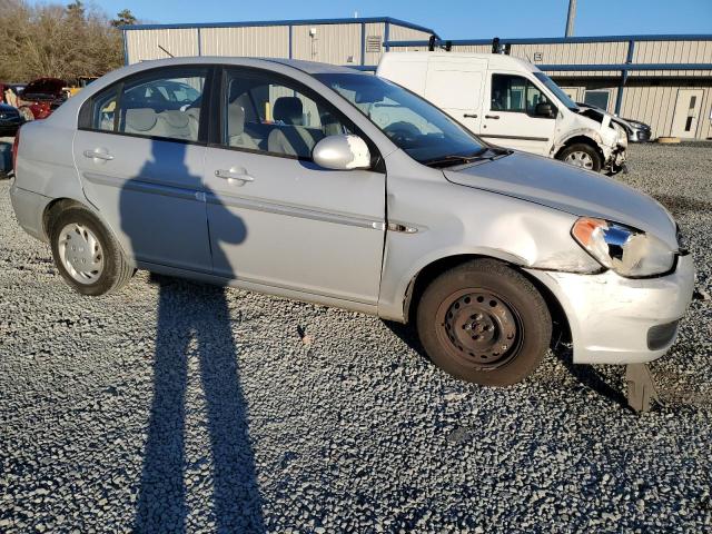 KMHCN46C89U314116 - 2009 HYUNDAI ACCENT GLS SILVER photo 4