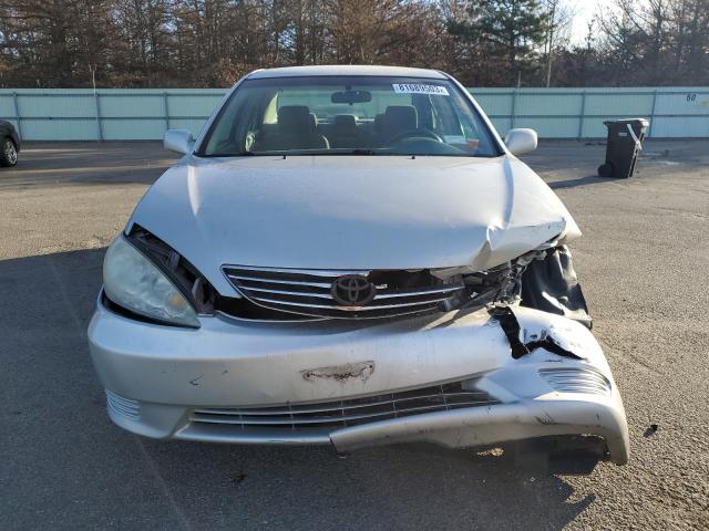 4T1BE32K65U400716 - 2005 TOYOTA CAMRY LE SILVER photo 5