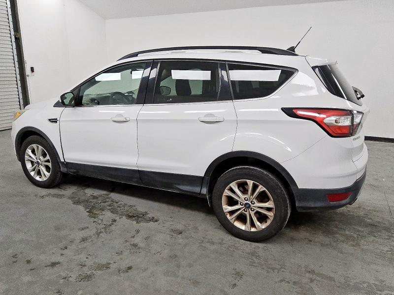 1FMCU9GD1JUD61645 - 2018 FORD ESCAPE SE Weiß Foto 2