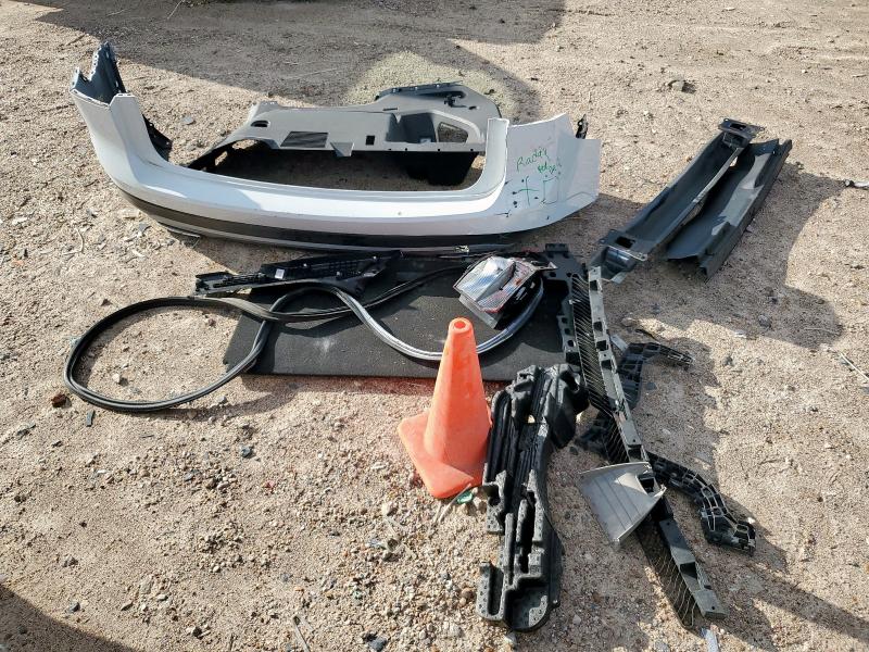 1V2WR2CAXKC576601 - 2019 VOLKSWAGEN ATLAS SE Blanco foto 13