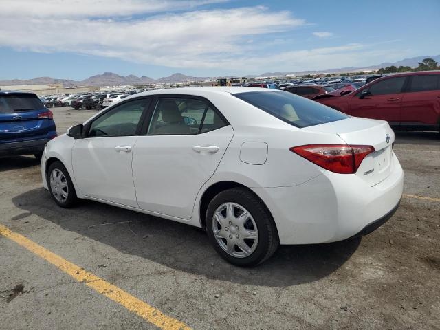 2T1BURHE4JC067144 - 2018 TOYOTA COROLLA L Ақ фото 2