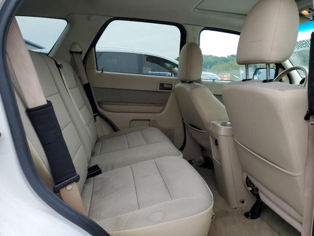 1FMCU9D76BKB36780 - 2011 FORD ESCAPE XLT WHITE photo 11