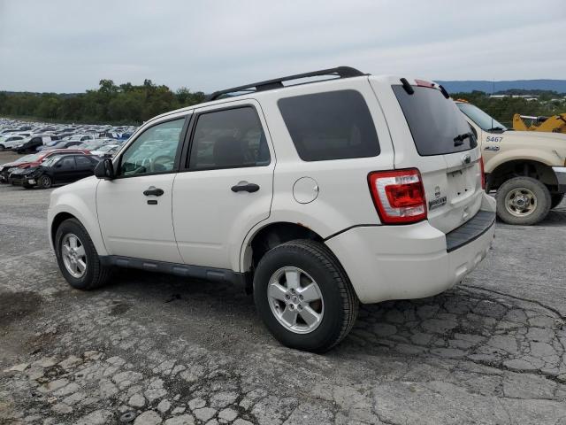 1FMCU9D76BKB36780 - 2011 FORD ESCAPE XLT WHITE photo 2