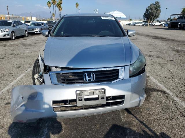 1HGCP2F34AA131547 - 2010 HONDA ACCORD LX ვერცხლისფერი ფოტო 5