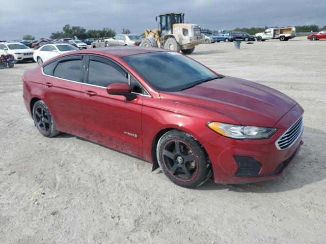 3FA6P0LU0KR205525 - 2019 FORD FUSION SE RED photo 4