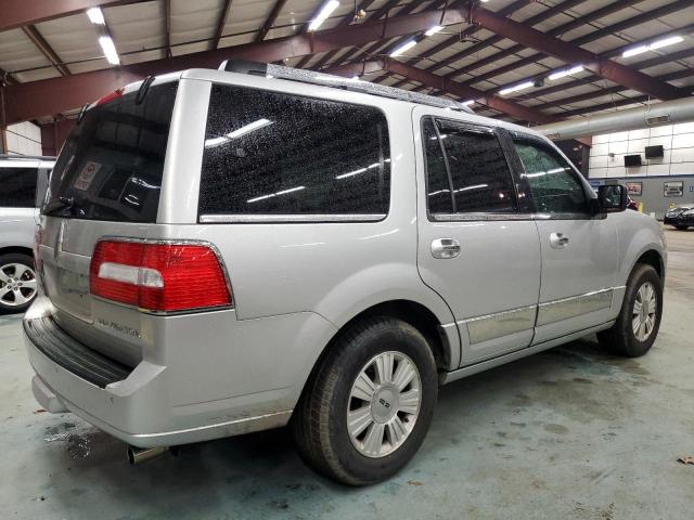 5LMJJ2J51DEL03202 - 2013 LINCOLN NAVIGATOR SILVER photo 3