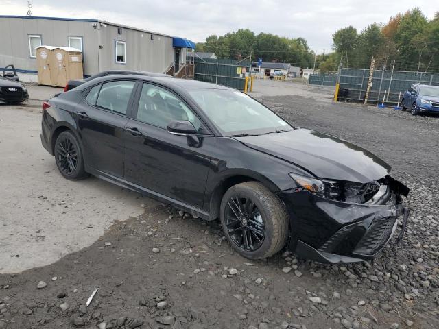 4T1DBADK6SU035663 - 2025 TOYOTA CAMRY XSE BLACK photo 4