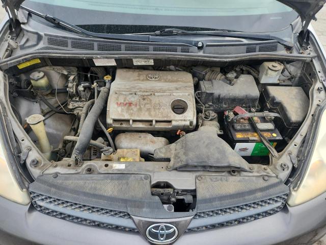 5TDZA22C65S360045 - 2005 TOYOTA SIENNA XLE GRAY photo 12