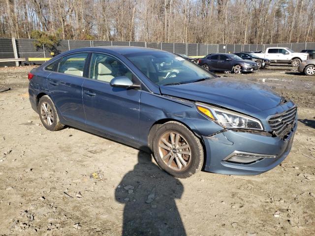 5NPE24AF9FH213082 - 2015 HYUNDAI SONATA SE BLUE photo 4