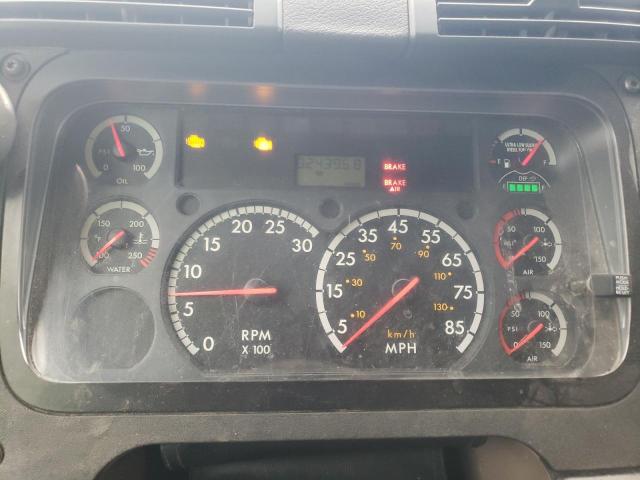 1FUJGLBG3DLBY0277 - 2013 FREIGHTLINER CASCADIA 1 WHITE photo 8