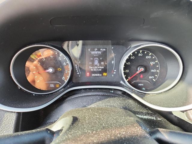 3C4NJDAB8HT656150 - 2017 JEEP COMPASS SPORT SILVER photo 9